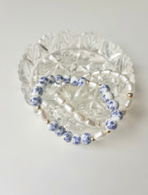 Load image into Gallery viewer, PORCELAIN PETALS BRACELET
