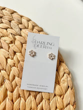 Load image into Gallery viewer, GOLD FILLED DAISY EARRINGS
