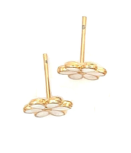 Load image into Gallery viewer, GOLD FILLED DAISY EARRINGS
